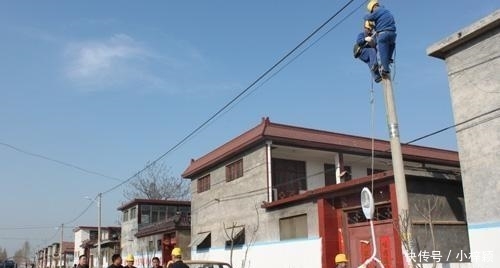  【农民】继“村村通”之后, 村村亮又来了, 农民: 希望这次不再