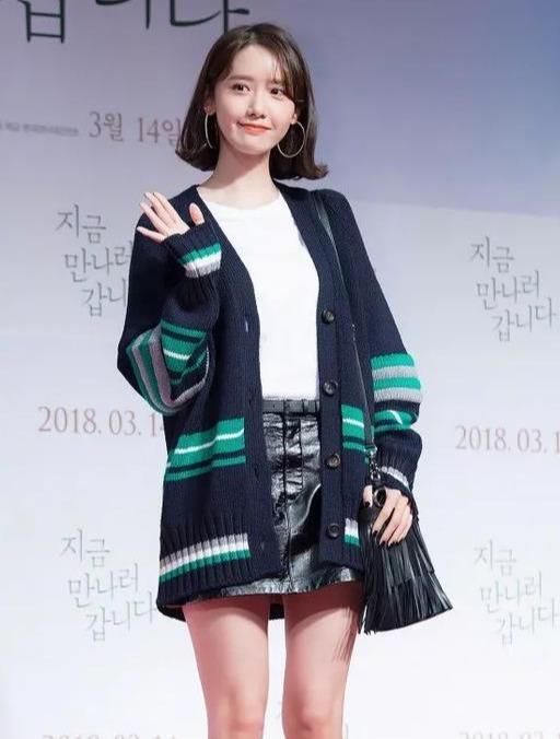  『打造』运用经典色打造时髦造型!早春实用穿搭指南,你最pick哪一套