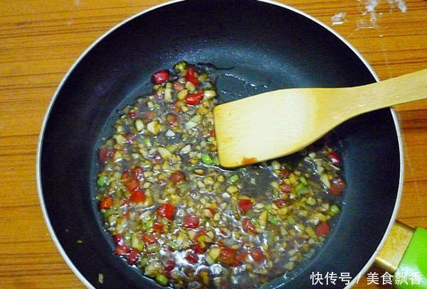  『过季』遇到此菜不要放过，钙是鸡蛋8倍，5元炒一盘，4月不吃就过季了