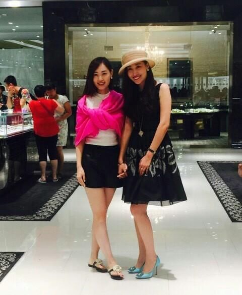 有图有真相！马蓉好友曝宝强出轨照，与导演女朋友游艇浪了一夜