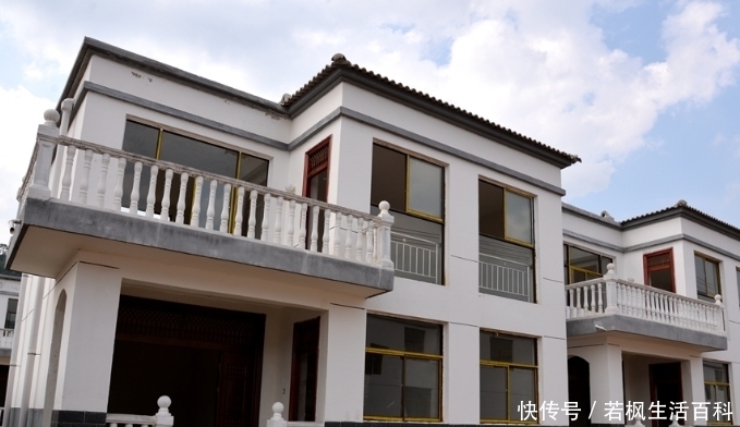 以前农村很火爆的“瓷砖墙”，现在为啥销声匿迹了？听老农咋说