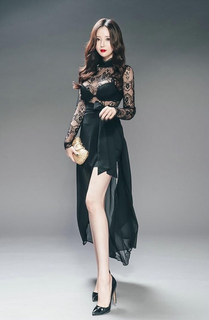 大长腿细腰美女嫩模穿黑蕾丝透视长裙,拍性感写真让人大饱眼福!