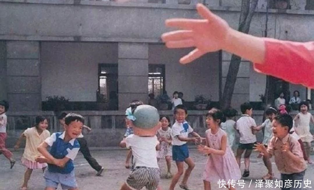  回忆@【童年记忆】充满回忆的80年度老照片，记录逝去的那个年代