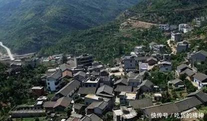 重庆这个地区有福了，长1900km的高速铁路在此过境，促进当地发展