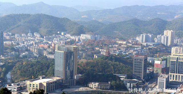 贵州仅有1个城市,有望升为I型大城市,毕节 铜仁的梦想破灭