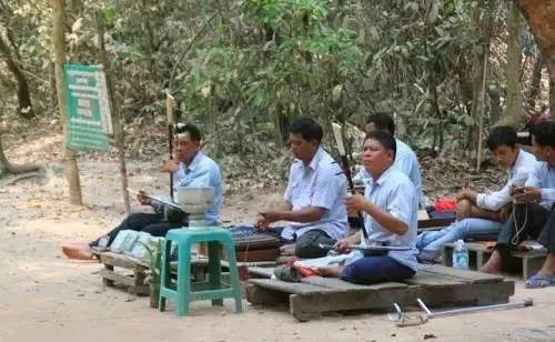 世界上最危险的国家--柬埔寨，每年意外炸死的游客超百人，中国人