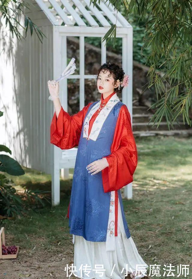  「汉服」那些配色超大胆的汉服，自古红蓝出CP，瞬间惊艳众人