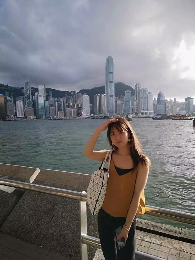 这些千元级美貌包包到底有什么魅力，让她们天天都想背！