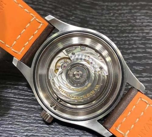  品牌@机械表大师：手表揭秘，其实自产机芯只是营销加价的手段而已