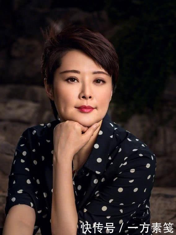 袁立再爆猛料, 讲述有些明星用了红用的灵异手段, 网友: 最后一个