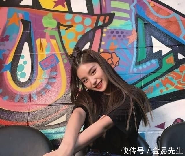 『也可以』比可爱和端庄,谁能赢过梳丸子头的女生呢?