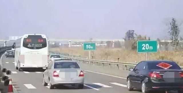  斑马线■在道路上不认识这5种“道路标线”，别说自己是老司机