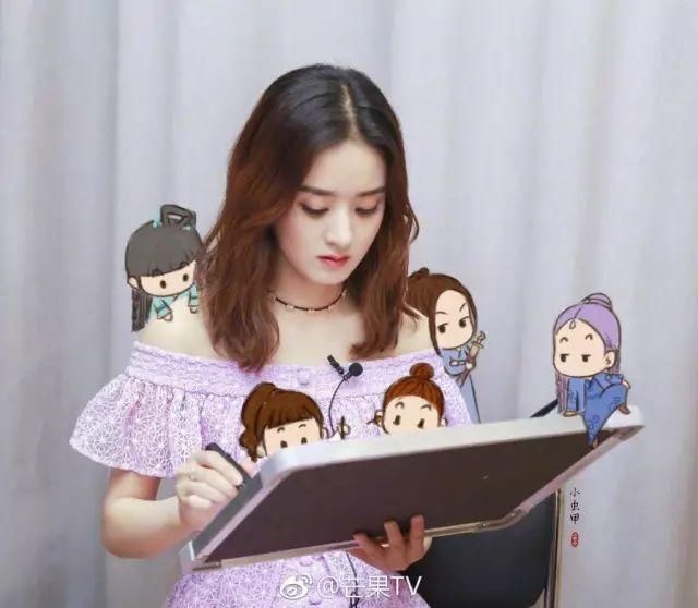 佟丽娅赵丽颖齐齐剪短发，你要玩一下吗?