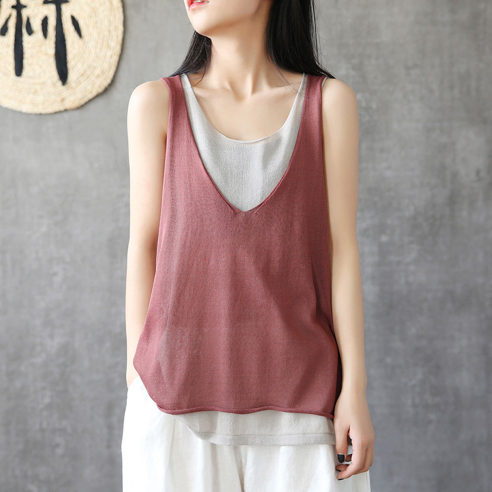 越来越多的女人不穿裙子，只因三伏天穿这吊带背心，美到让人销魂