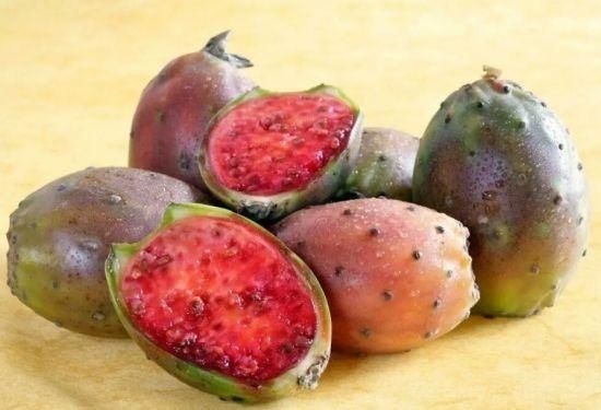  野果@浑身是刺的野果，农村孩童的零食，如今卖到20一斤，却少有