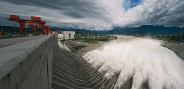 中国重启140年前世纪工程! 完工后西部将发生巨变印度急眼了