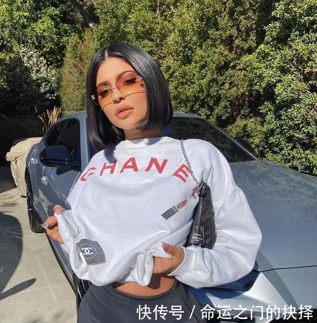 卫衣上■卫衣 一年四季都让你时髦的单品