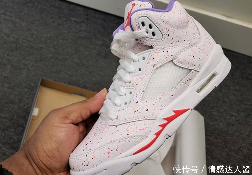 球鞋@Aj5又放大招:复活节新配色,准备好在你的新鞋上赏樱花了吗?