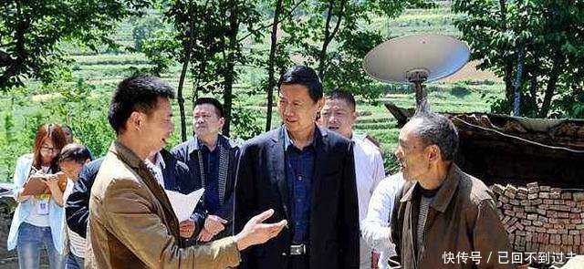 村干部终于迎来春天，待遇大提高，还能转公务员，竞争更激烈了！