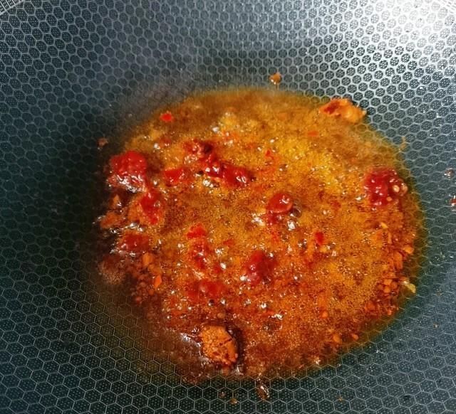 芹菜■芹菜梗爆炒牛肚,超级下饭哦!