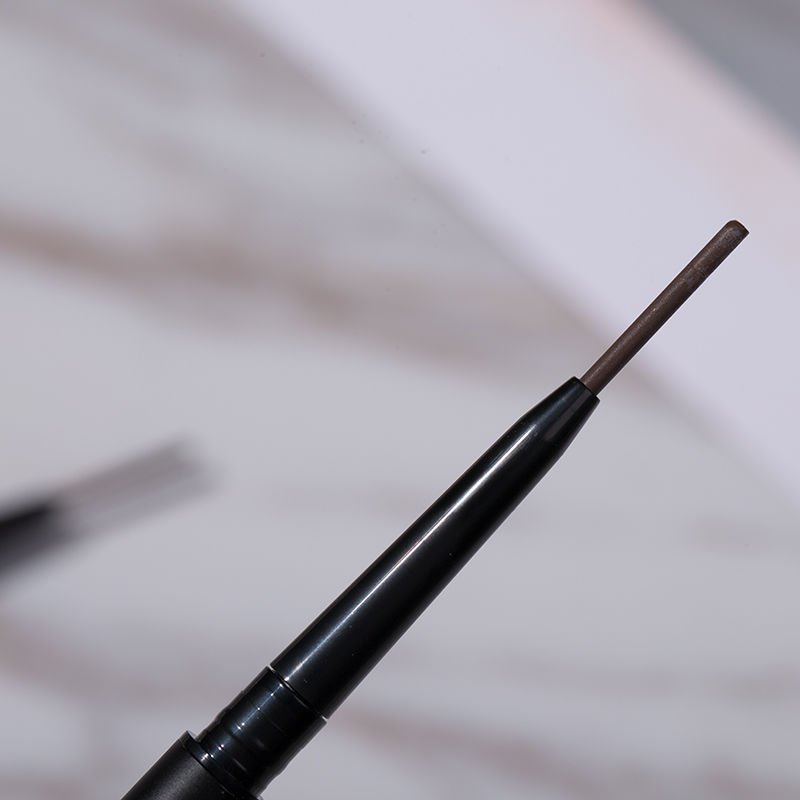 眉毛画不好不如不画，化妆师教你用这些画眉神器，效果超好又自然