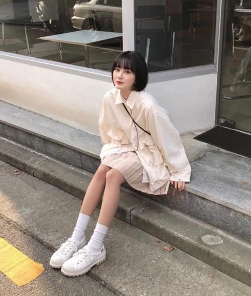  『感十足』小个子一旦拒绝甜美，穿搭可以甜酷得多不好惹？