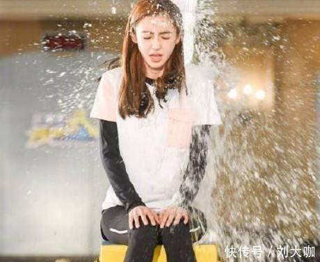 杨紫、杨颖录制节目同时来例假, 王俊凯太暖心