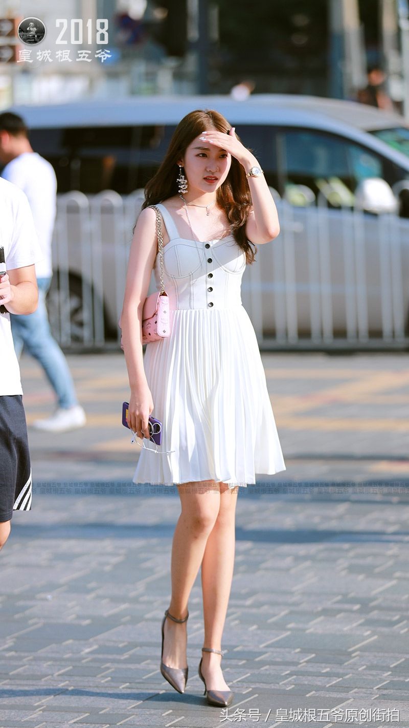 街拍:北京最潮的时尚朝圣地，这里聚集北京最潮的年轻人