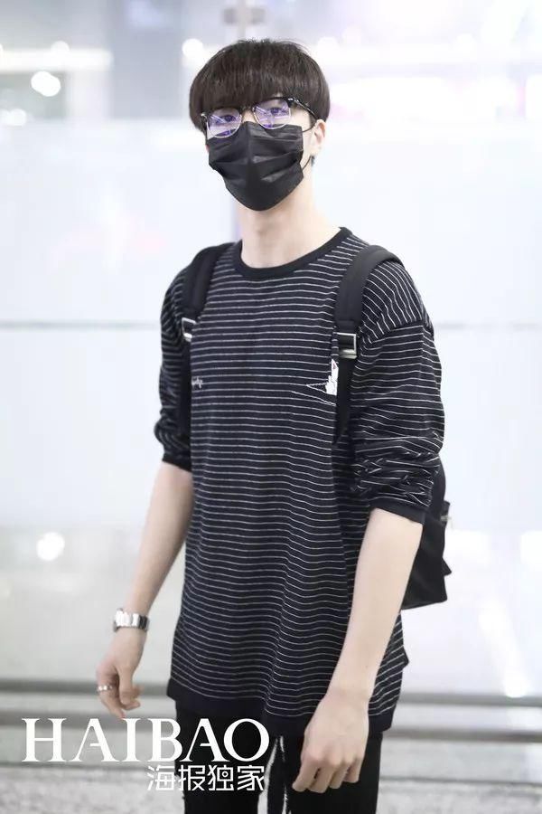 晴格格王艳让人不敢认!杨烁老婆原来是她…【海报街拍】