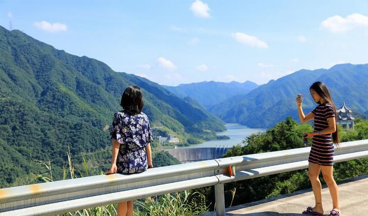 利奇马台风后，水库泄洪，第一次看见