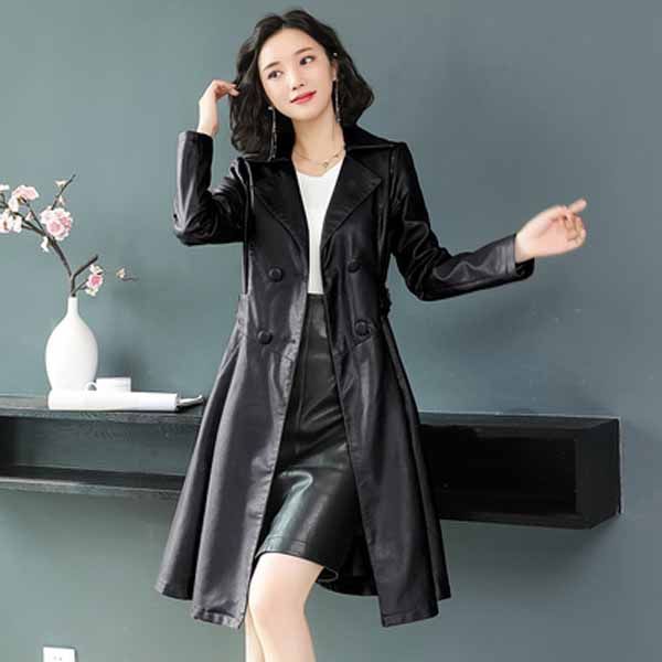 等我发工资了，一定要买这件“皮衣外套”，十件风衣都抵不上它美