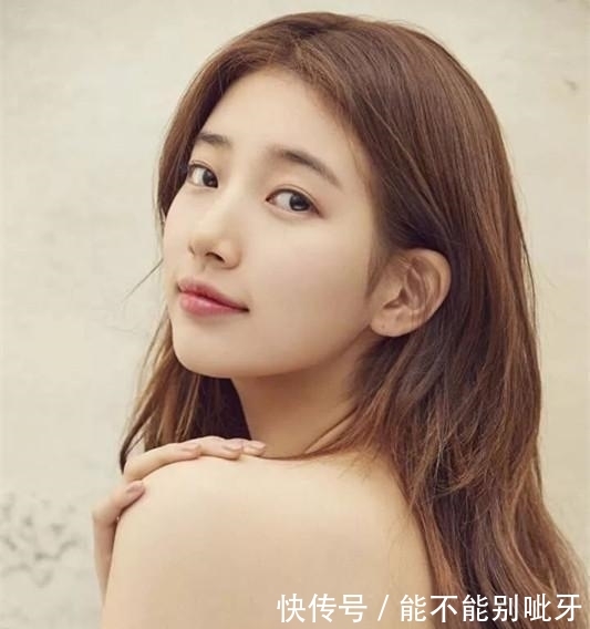 林允儿■同款西装裙造型，美得各有风格！，24岁裴秀智和29岁林允儿