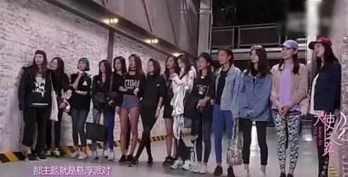 又双叒被曝分手还劈腿嫩模，他无奈辟谣称：没时间出轨
