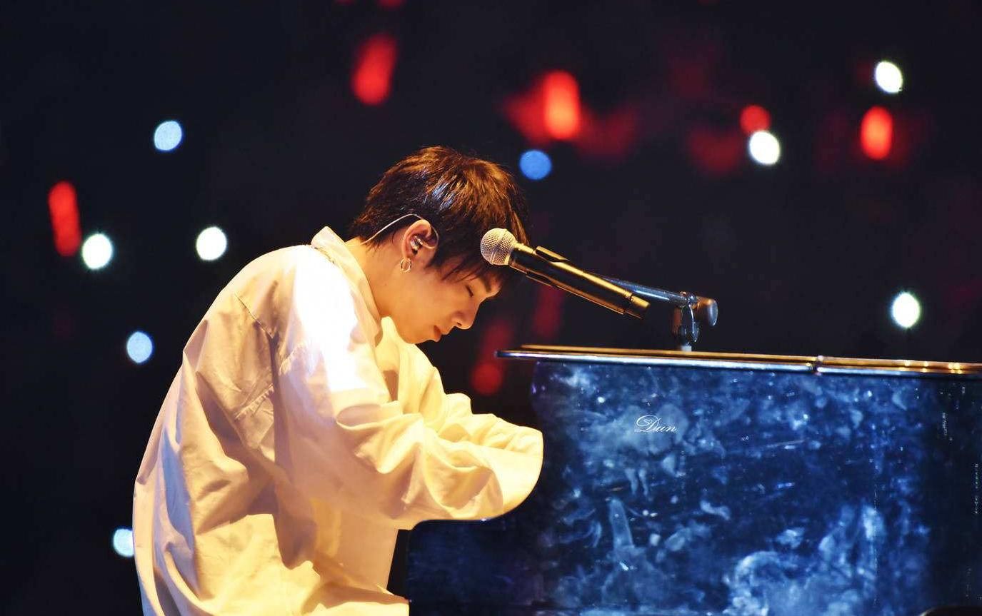 『流量』流量明星一般颇具争议，华晨宇身为顶流，为何很少有人指责他？