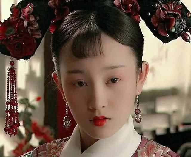  「摧毁」张檬，哪个亲自摧毁自身的女星