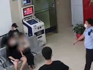 绑架|厦门一母亲被“绑架”?!儿子紧急报警!警方调查,真相令人意外