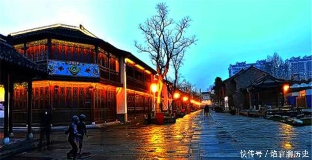 中国以前最富裕的一个省，后因太大被一分为二，现在一个穷一个富