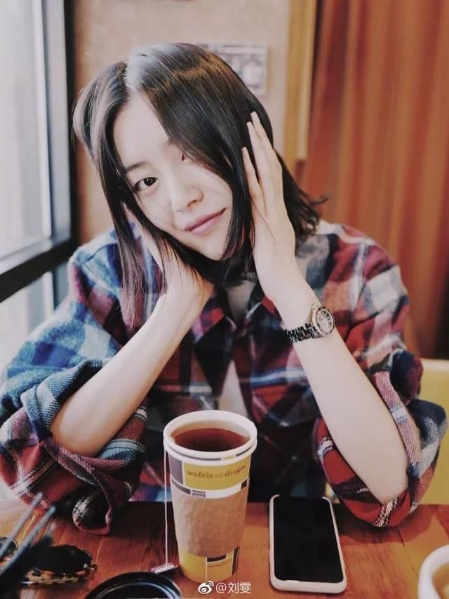 刘雯拍自然照前也要化妆2小时？太天真了！