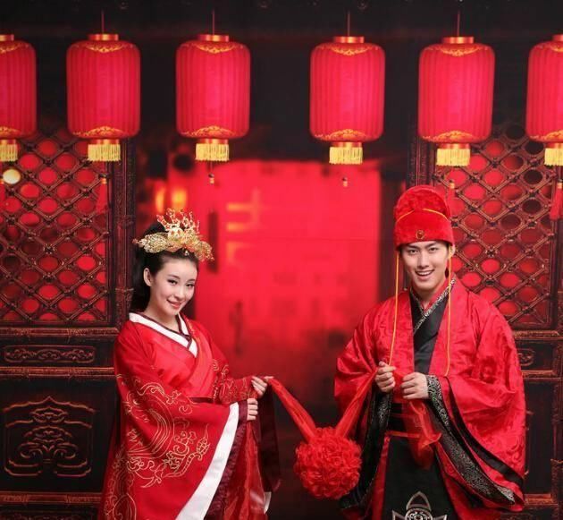  婚纱照@中式婚纱照服装这样搭配让你不落俗