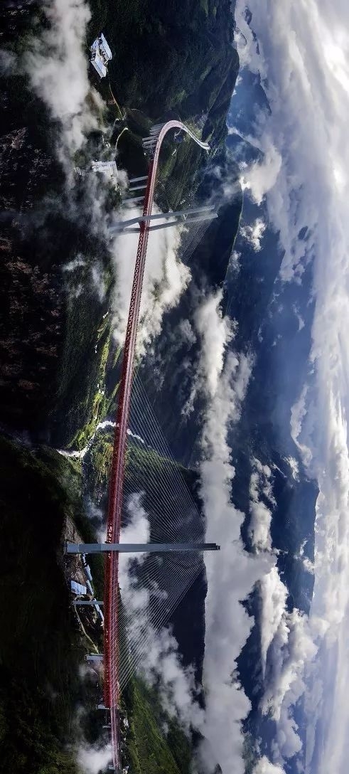 中国又一自驾绝美公路横空出世，一路尽是美丽风光