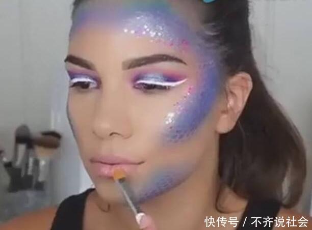 美女用网袜化妆，当我看到成品后，完全被惊讶到了，太美了