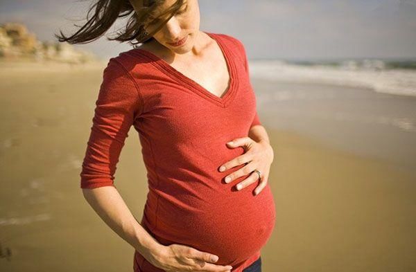 去泳池玩耍会导致女人意外怀孕？这样的荒诞的传言别去信！