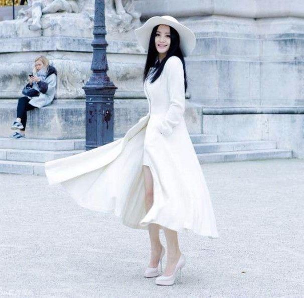 快年过半百的大陶红，还敢穿“细针”鞋，腿都折成这样子!