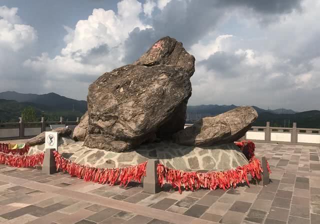 中国最“神秘”建筑，竟然建在悬崖山顶，对其来历还都一知半解