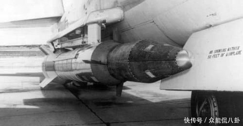 弹道导弹@轰-6要搞空射弹道导弹并非现今专利,半世纪前美军已有,可装氢弹