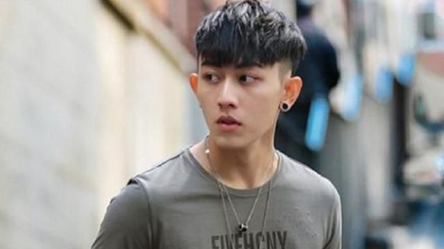 男生要想不显老，换个发型让你重回18岁