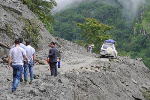 中国最难修的公路，全程117公里却用了50年，如今成为自驾游圣地