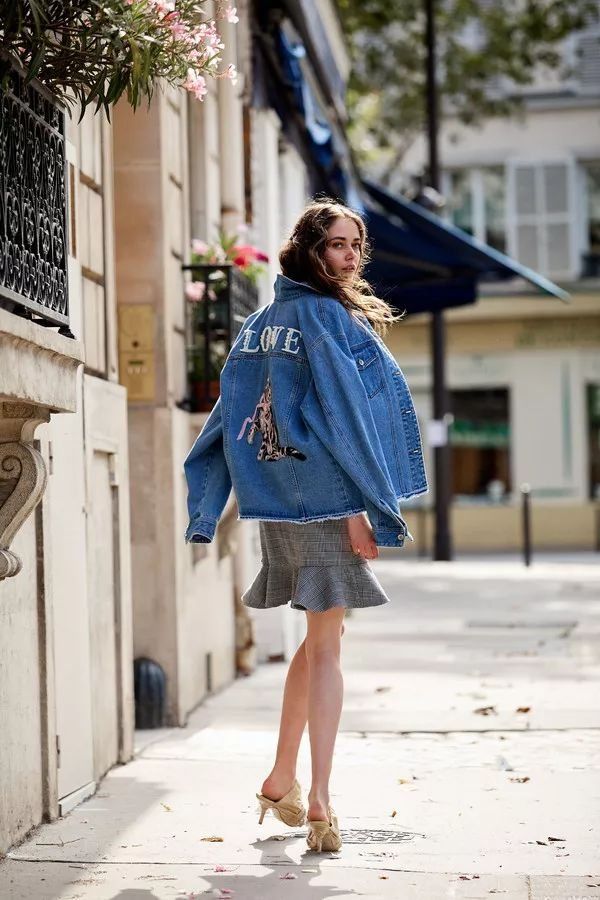 什么?听说现在合格的猫奴都直接把猫主子穿在身上了!