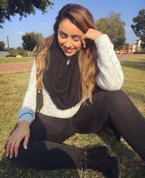 160斤大码模特，身材丰腴彰显女性魅力，网友：腰细！