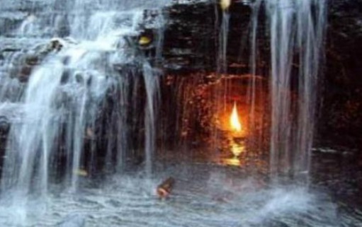 世界上最神秘的火焰，燃烧千年未曾熄灭！